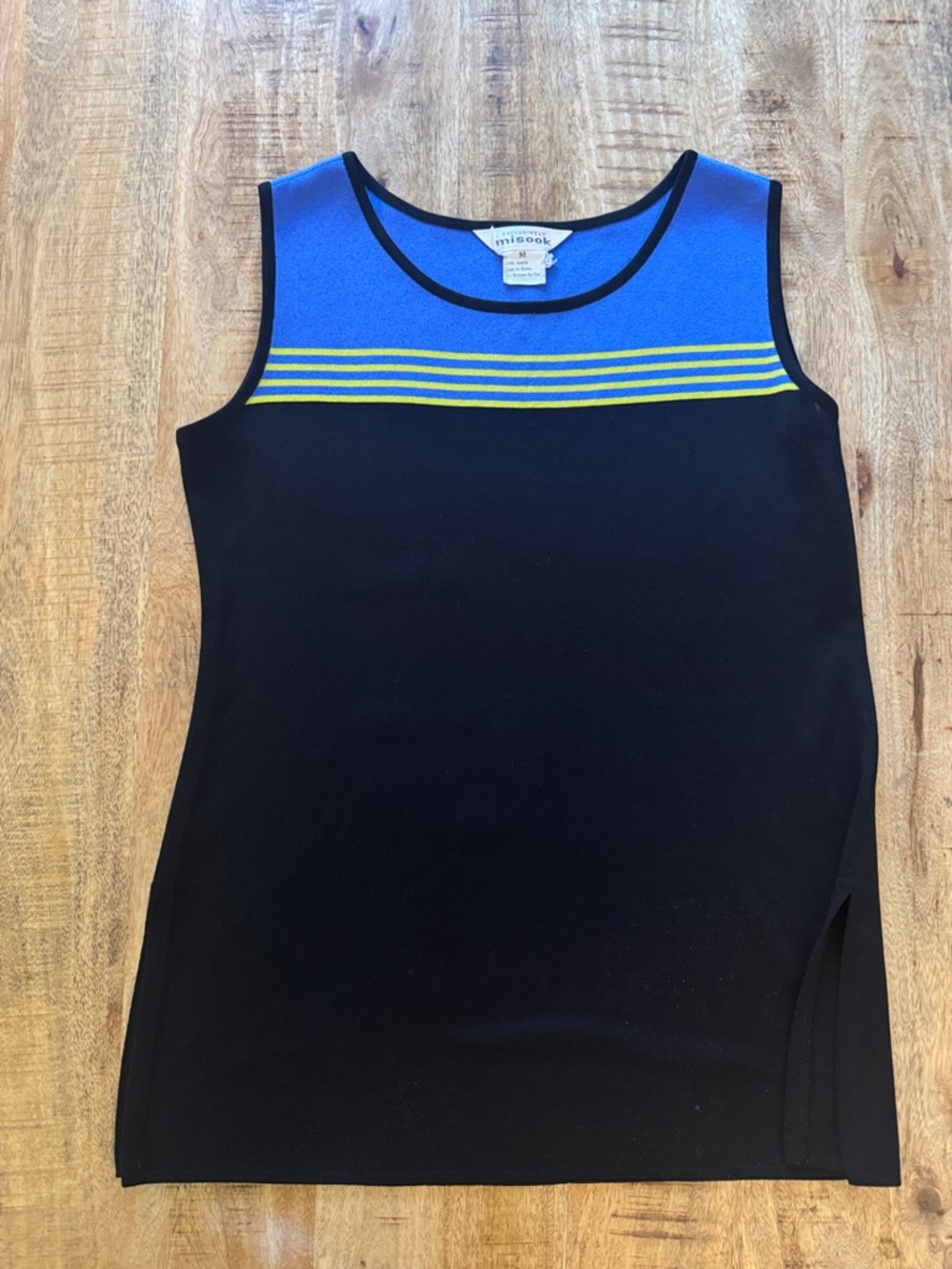 Misook vintage Periwinkle blue and black Knit sleeveless tank Top EUC